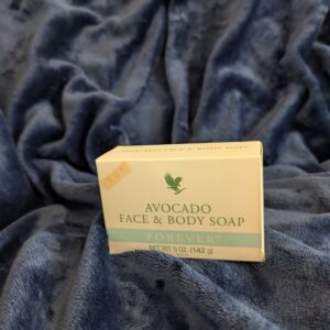 Savon corps et visage à l’avocat